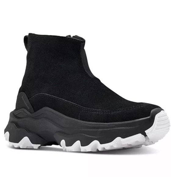 Sorel Kinetic Breakthru Arcadia Waterproof Sneaker Bootie Size 9 NEW - Picture 1 of 11